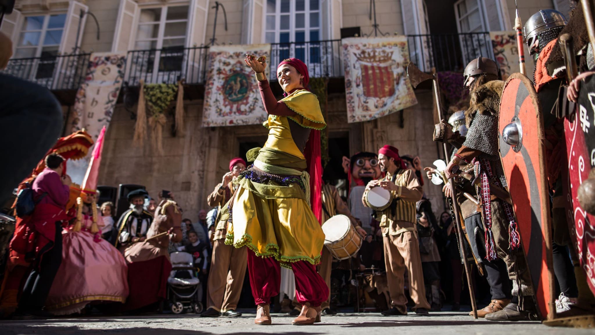 Espectáculos y ambiente del Mercado Medieval de Orihuela